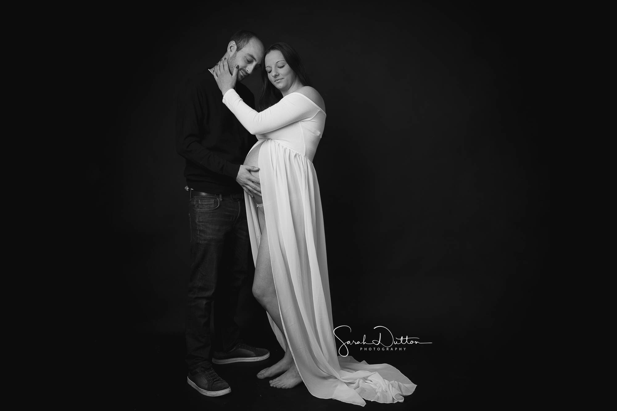 Maternity baby bump photography portrait taken in my studio in Whitchurch Hampshire